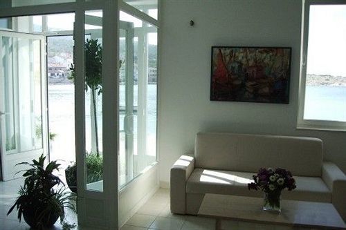 Tamarix Residence Vinjerac Exteriör bild